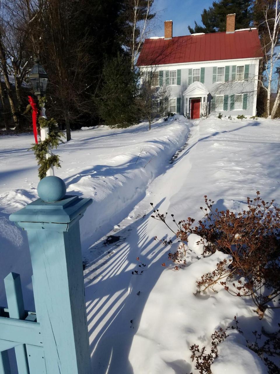 Centennial House Bed And Breakfast Northfield Екстериор снимка